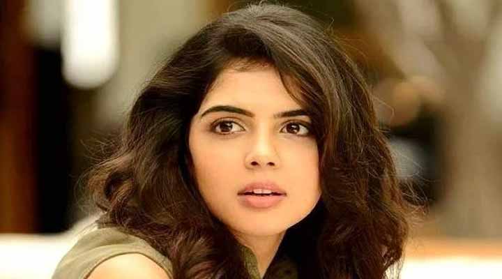 మోహన్ లాల్ కోడలు కాబోతున్న అఖిల్ హీరోయిన్.! 2 9a 1