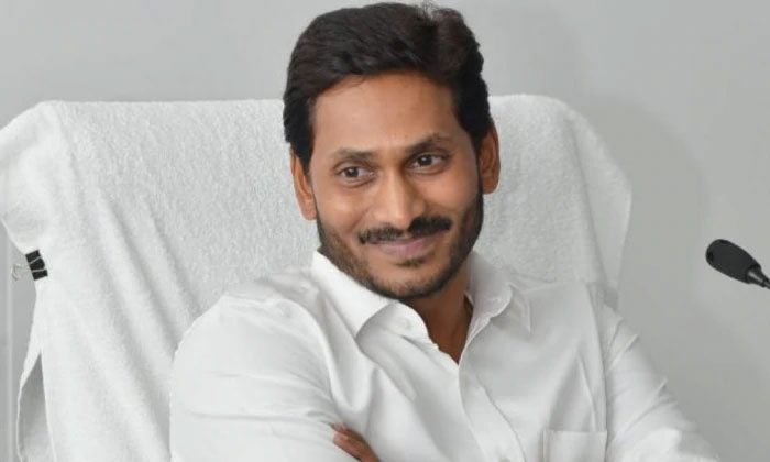 ముఖ్యమంత్రి సహాయనిధి : క్షణాల్లో క్లియరెన్స్ 1 andhra pradesh YS Jagan