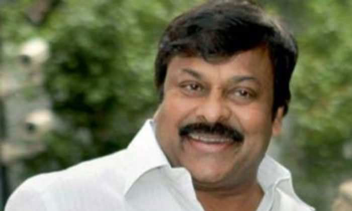 Chiru felt honoured to meet him 1 chiranjeevi ys jagan 1