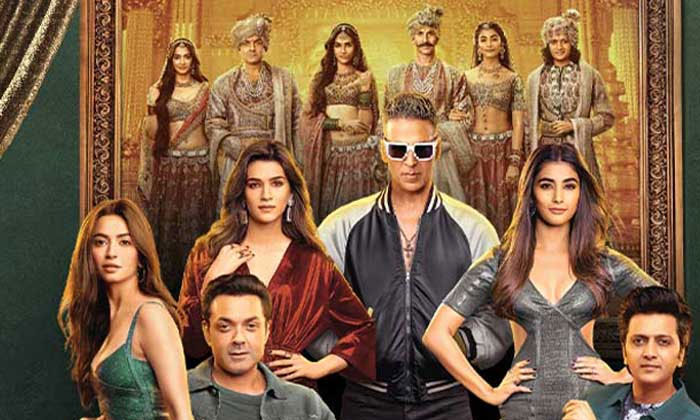 Housefull 4 review : More like a haggard circus 2 housefull 4