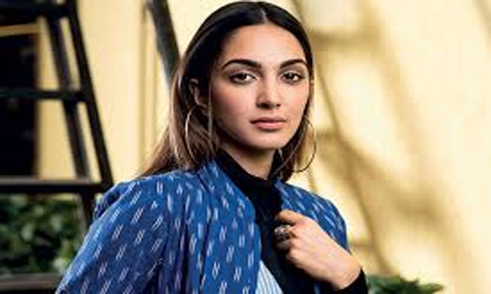 Charan's VVR actress Twitter hacked 1 kaira advani twitter account hacked