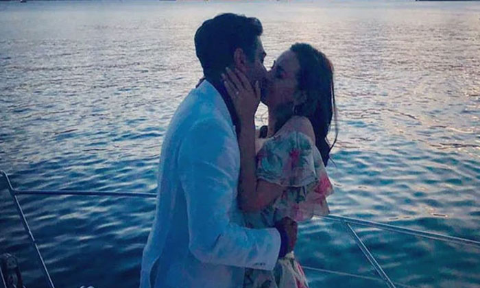 saaho actress Evelyn Sharma