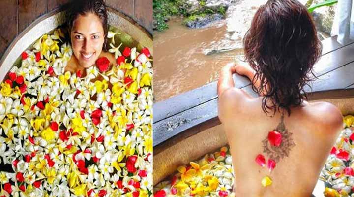 అర్ధనగ్నంగా పూలస్నానమాడుతున్న అమలాపాల్ 1 1 8