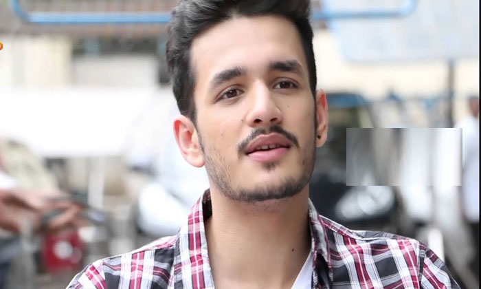 Akhil misses a golden opportunity 1 Akhil5