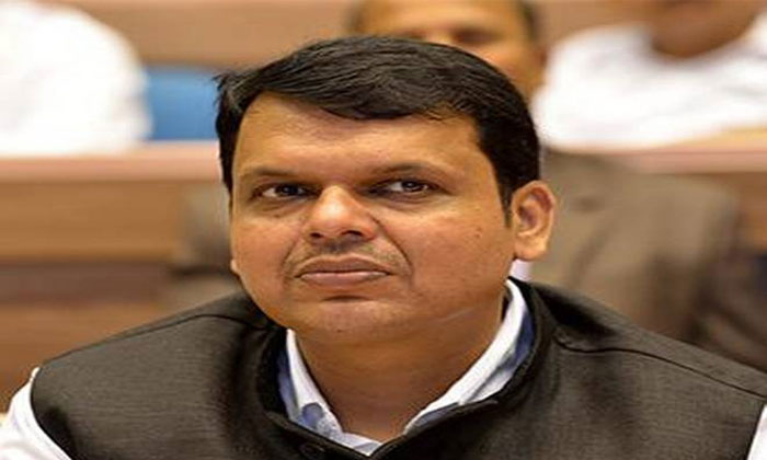 Devendra Fadnavis resigns from CM post 1 devendra fadnavis resignation