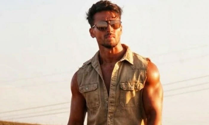 Netizens go gaga over Tiger's new avatar 1 tiger shroff Baaghi 3