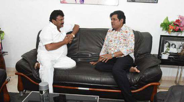 అలీని పరామర్శించిన మంత్రి తలసాని 1 11 18