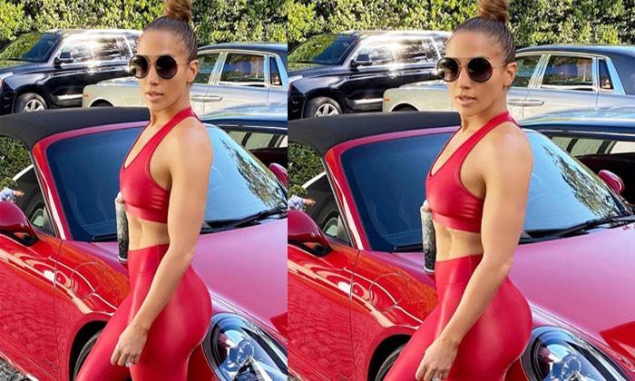 Jennifer Lopez christmas