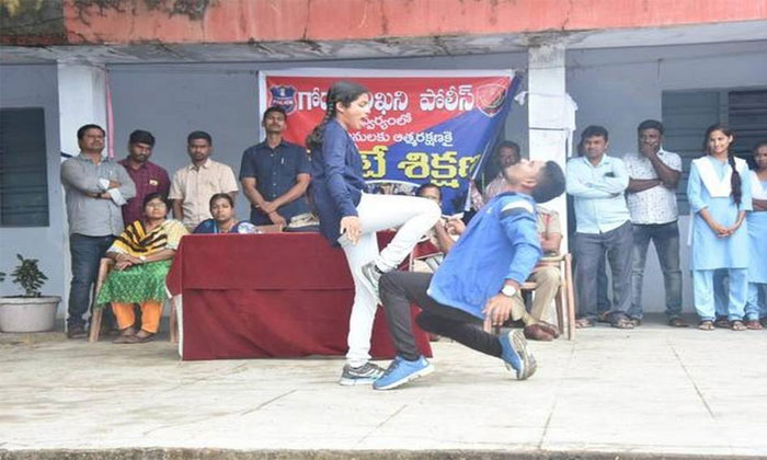 Girls to get trained self-defence in Telangana Peddapalli 1 andhravillage self defense