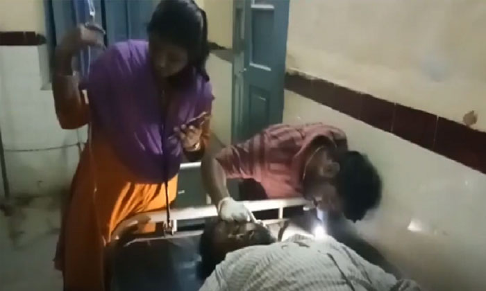 disha case accused father hit by cops