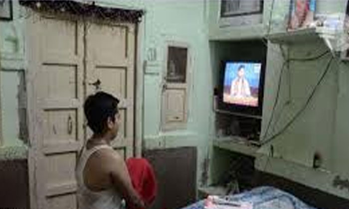 indian men electrifictaion