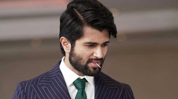 పేరు మార్చుకున్న విజయ్ దేవరకొండ.. 1 2 3