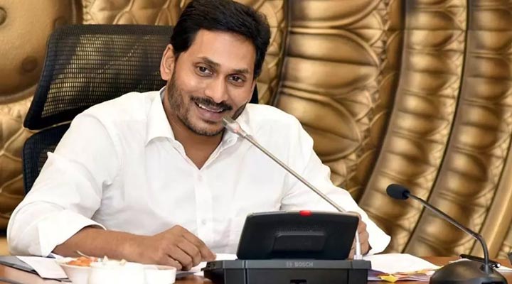 రాజధాని రైతులకు సీఎం జగన్ హామీలు..! 1 11 3