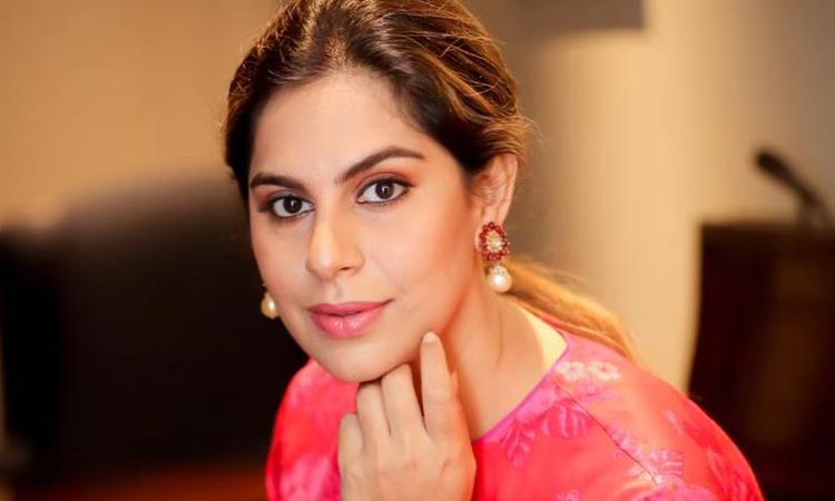 స్వీట్ మెమోరీని షేర్ చేసిన ఉపాసన 1 8 4