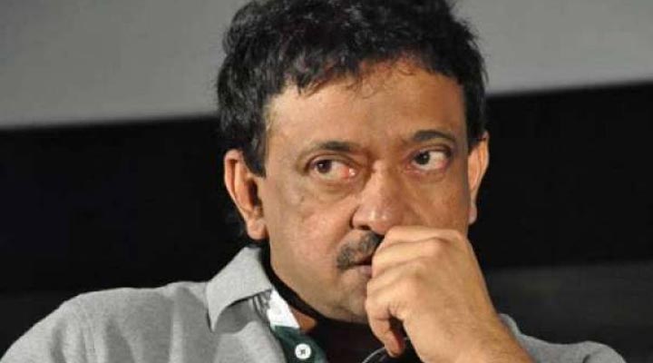 వర్మకు ఎవరి అనుమతి అవసరం లేదట! 1 9 16