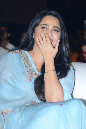 Anushka Shetty At Hit Movie Pre Release Event 4