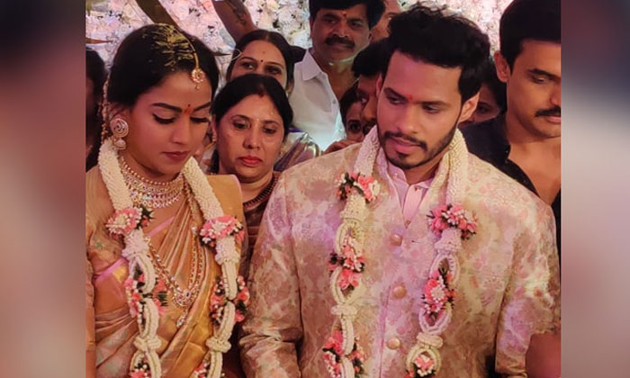 Nikhil Kumaraswamy engaged pictures