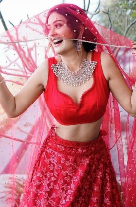 Payal Rajput Looks Stuning In Red 1