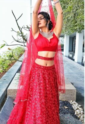 Payal Rajput Looks Stuning In Red 3
