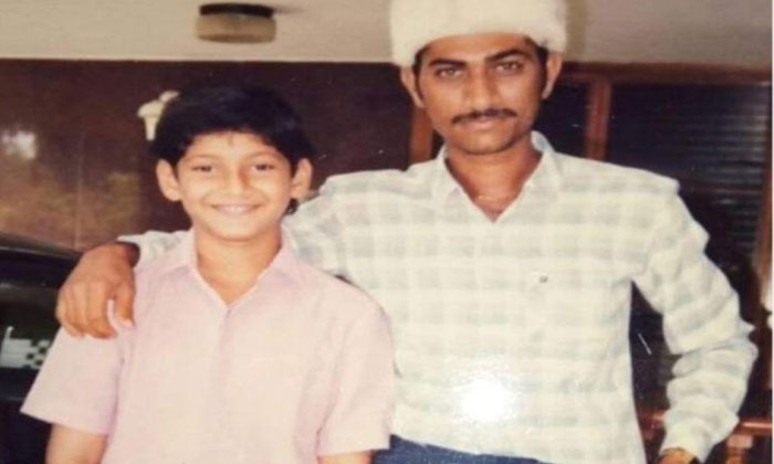 mahehs babu childhood picture