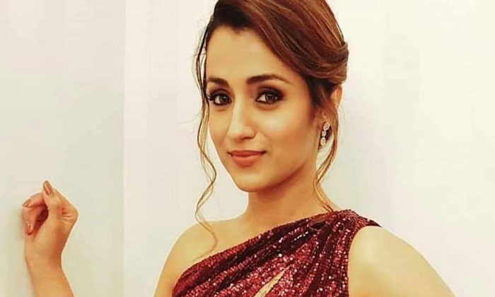 Breaking: Trisha quits Chiranjeevi's Acharya 1 trisha krishnan acharya