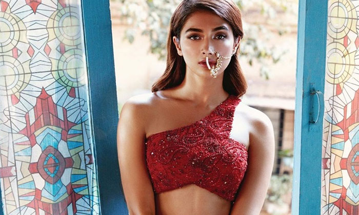 pooja hegde tamil film