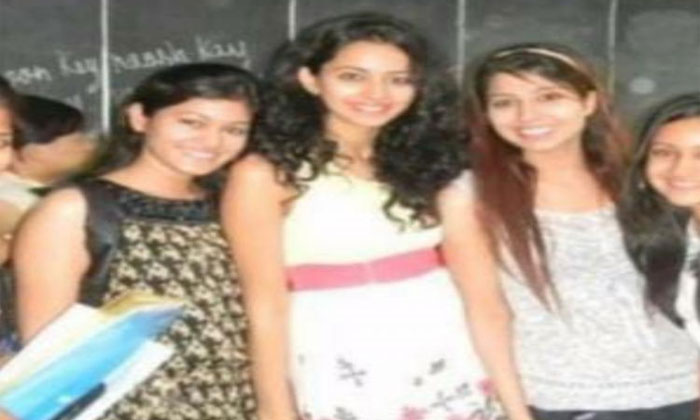 Tollywood actress' college picture, Viral 1 rakul preet