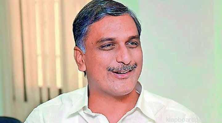 స్వీయ గృహనిర్బంధంలోకి మంత్రి హరీశ్రావు 1 1 11