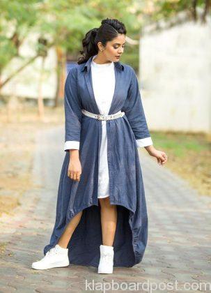 Sreemukhi Looks Stunning 1