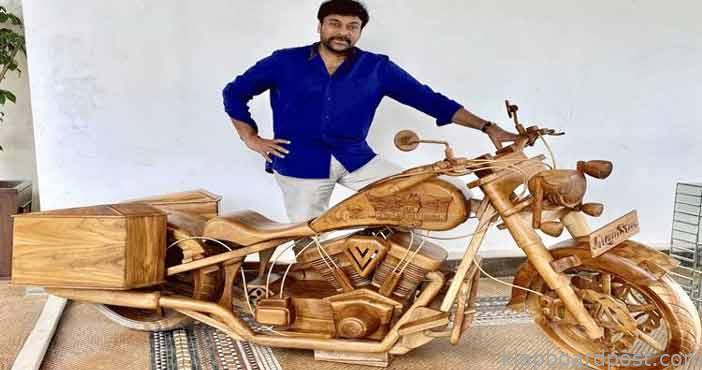 మెగాస్టార్కు మోహన్ బాబు బర్త్డే గిఫ్ట్ 1 Mohan babu gift to chiranje