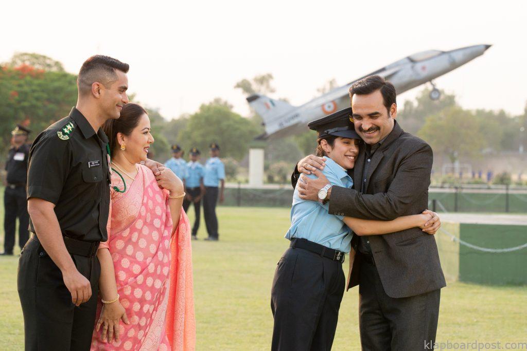Gunjan Saxena Review - A rousing, sensible biopic that flies high 1 jahnvi