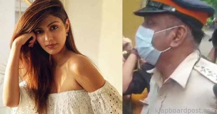 రియా ఇంట్లో ఎన్సీబీ సోదాలు.. నోటీసులు జారీ.. 1 NCB searches Rias house