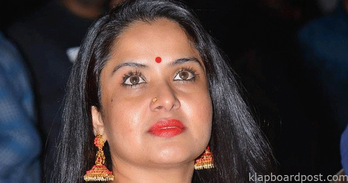 Actress pragathi in 400 mos