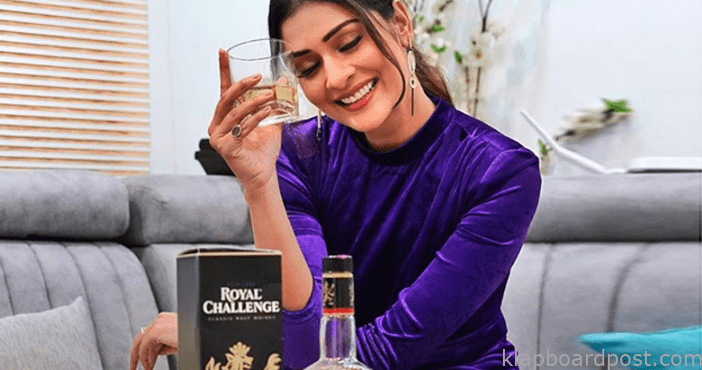 payal rajput with whisky bo