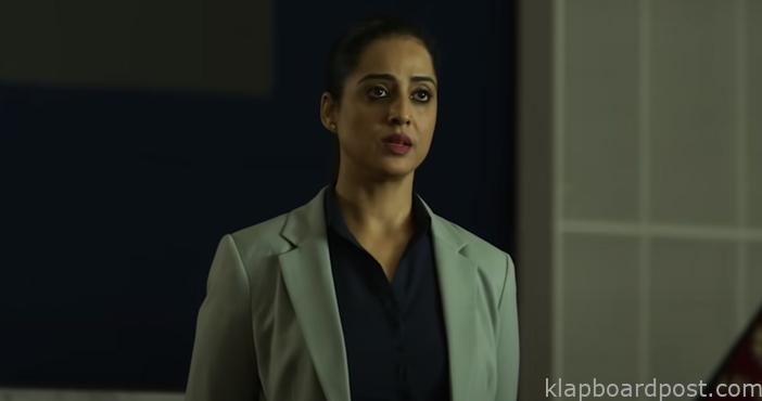 Review - Durgamati - Spineless Drama that falls apart 4 durgamati 1