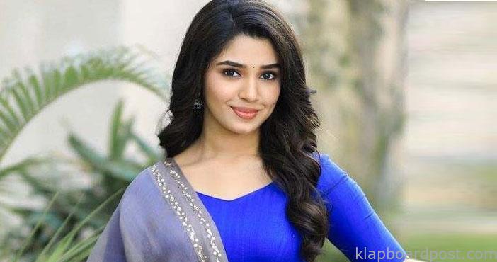 కృతిశెట్టికి మరో మెగా ఆఫర్! 1 Another mega offer for krit