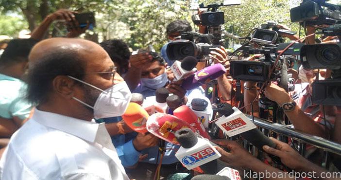 తమిళనాడు సీఎం రిలీఫ్ ఫండ్కు రజినీకాంత్ విరాళం 1 Rajinikanth donates 50 lakh