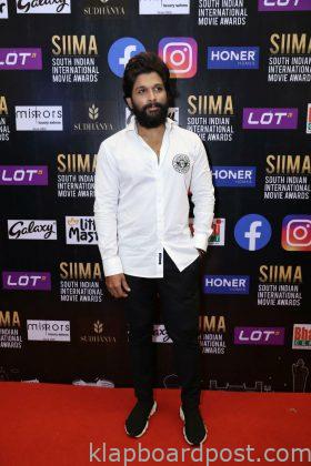 Allu Arjun At SIIMA Awards 2021 3