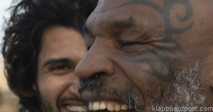 vijay devarakonda wtih mike
