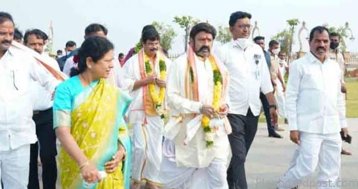 యదాద్రి ఆలయంలో 'అఖండ' మూవీ యూనిట్ 2 balakrishna 2