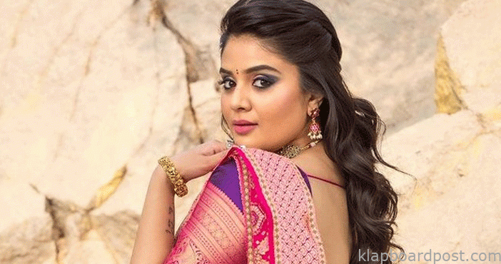 శ్రీముఖి ప్రేమలో పడిందా! 1 Anchor sreemukhi valentines