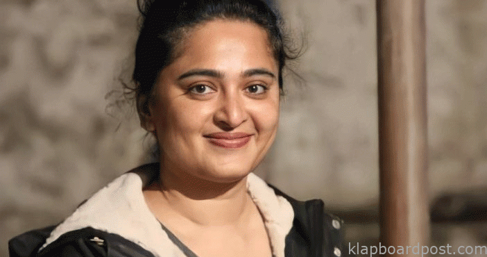 చాలా కాలం తర్వాత బయటకు వచ్చిన అనుష్క 1 Anushka shetty appeared aft