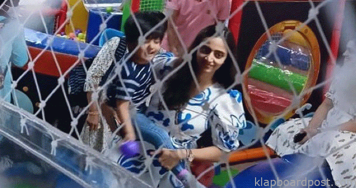 ఎన్టీఆర్ భార్య-కొడుకు ఫొటో వైరల్ 1 Jr ntr wife and son photo g