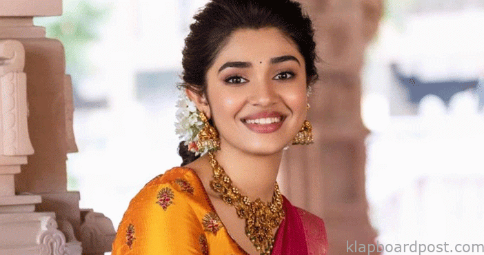 కృతీ శెట్టి బాలీవుడ్ ఎంట్రీ... 1 Krithi shetty bollywood ent