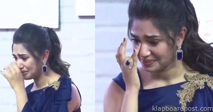 Krithi shetty cries on live