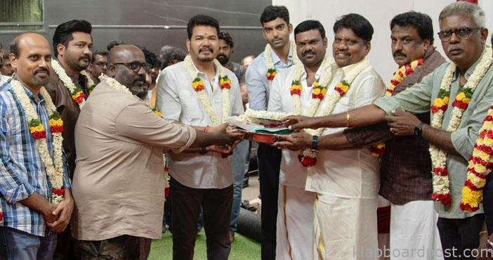 Shankar's Indian 2 is back on track- Starts rolling 1 Shankars Indian 2 is back on track Starts rolling