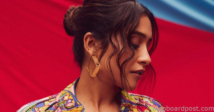 Regina Cassandra Pic 4