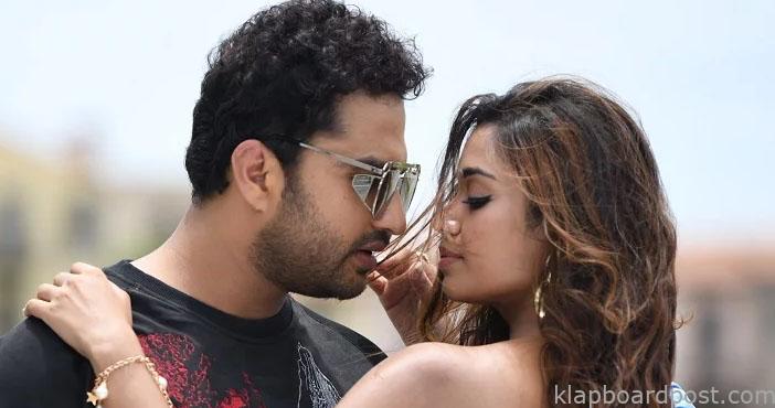 Vishwak Sen shows off his dance moves in Dhamki's first single 1 Vishwak Sen shows off his dance moves in Dhamkis first single