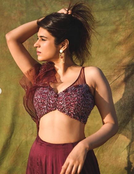 Actress Shraddha Das ImagesActress Shraddha Das Image