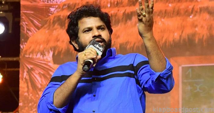 Cheyi Athi Cheyaku Fans troll Hyper Aadhi for his speech